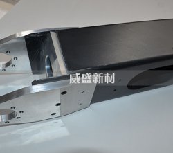 碳纖維機械臂為何能在工業(yè)領域中脫穎而出